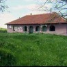 Zadnja kuća, Srbija