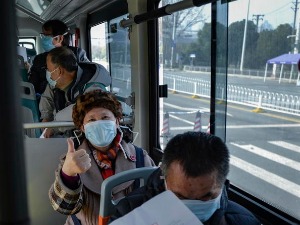Ukinuta izolacija u provinciji Hubei, život ponovo na ulicama