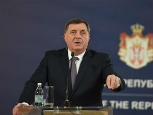 Dodik: Zatvaranjem granice za Srbe bi da reše problem