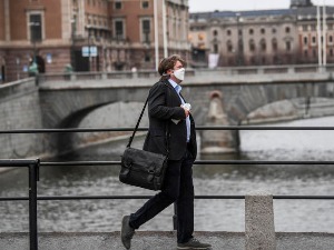 Švedski epidemiolog: Trebalo je da uvedemo strože mere, previše ljudi je preminulo