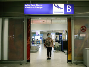 Državljani Srbije mogu u Grčku i preko aerodroma u Atini