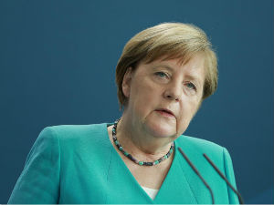 Меркел: Европа се суочава са најтежом ситуацијом у историји