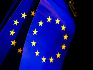 ЕК: Није на ЕУ да процењује одговор појединих власти на ковид 19