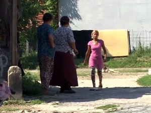 Romi u neuslovnim naseljima strahuju zbog korone