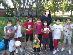 Maske i higijenska sredstva za osam prihvatnih centara u Srbiji