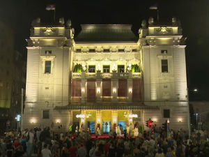 "Ponovo zajedno", dugo očekivan susret umetnika Narodnog pozorišta i publike u centru Beograda