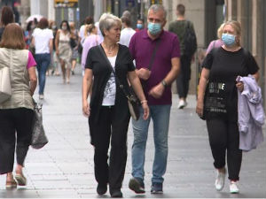Anketa u Beogradu – 41,5 odsto ispitanika nije zabrinuto zbog kovida, 31 odsto njih ne nosi masku