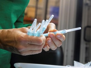 Prve doze "Fajzerove" vakcine protiv koronavirusa dopremljene iz Belgije u SAD