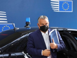 Orban: Uskoro ugovor za nabavku kineske vakcine, gledali smo šta radi Srbija