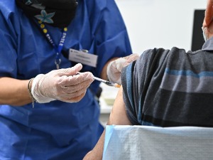 Italijanski ekspert otkriva da li ćemo morati da se vakcinišemo jednom godišnje