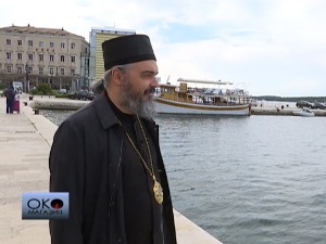 Православље у Далмацији - може ли се у мантији кроз Шибеник
