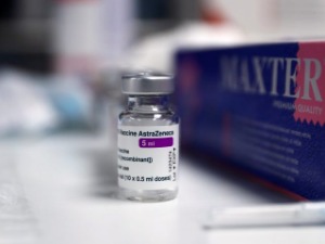 Европска комисија неће наручивати вакцине "Астра-Зенеке" после јуна