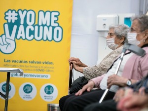 Чиле, пионир имунизације у свету – резултати коначно видљиви, број заражених пада