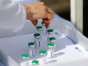 Grupa G7 obezbediće milijardu vakcina protiv kovida