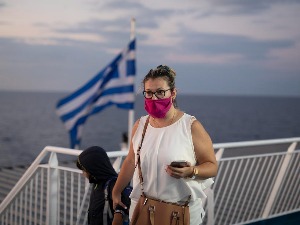 Skok broja novozaraženih u Grčkoj, na snazi nove restrikcije