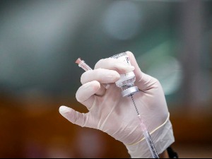 SZO: Nije poznato da li je treća doza vakcine potrebna