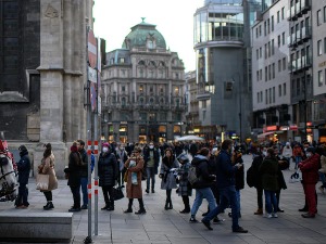 Oštre kovid mere u Austriji, opozicija najavljuje tužbe i proteste