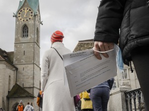Izlazne ankete referenduma u Švajcarskoj, hoće li građani podržati kovid propusnice