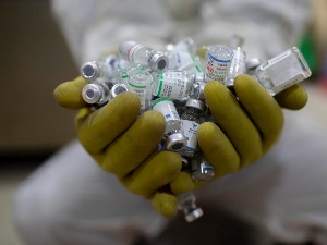 Muškarac u jednom danu primio 10 vakcina na Novom Zelandu