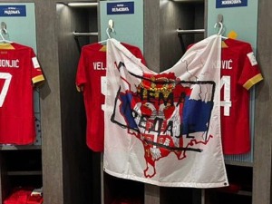 Fifa kaznila Srbiju zbog zastave "Nema predaje", a Hrvatsku zbog vređanja Borjana