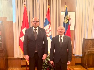 Ambasador Bradić sa budućim počasnim konzulom Srbije u Tićinu Vladimirom Miletićem 
